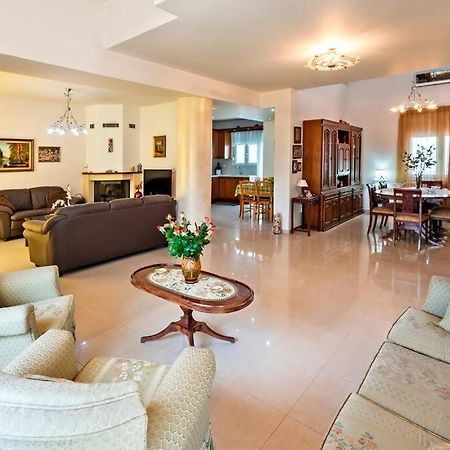Art Antique Deluxe Villa Ierápetra エクステリア 写真